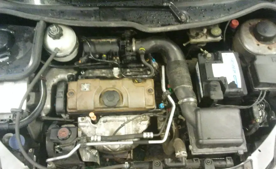 Peugeot 206: Gdzie jest czujnik wentylatora? Diagnoza i wymiana