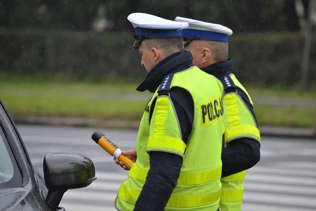 pracownik ochrony a policja uprawnienia kontrola trzeźwości