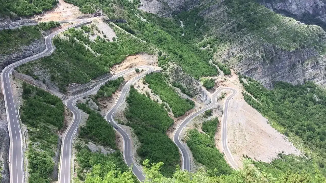 widokowa trasa albania g&oacute;ry